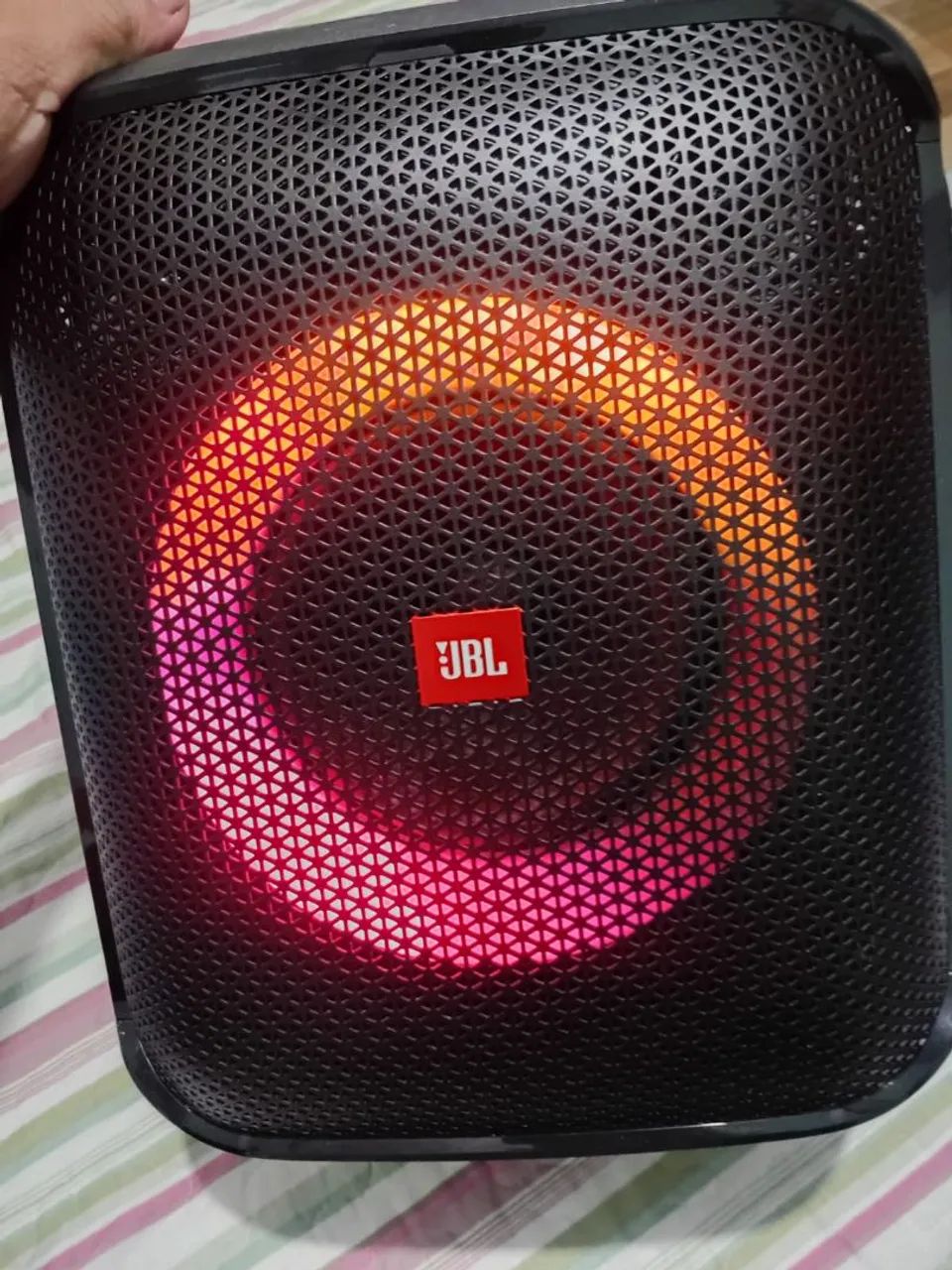 Caixa de som profissional JBL 1.200$ com descontos  - Foto 3
