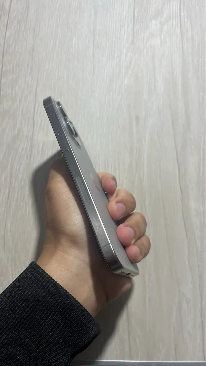 Iphone 15 pro max 256 - Foto 2