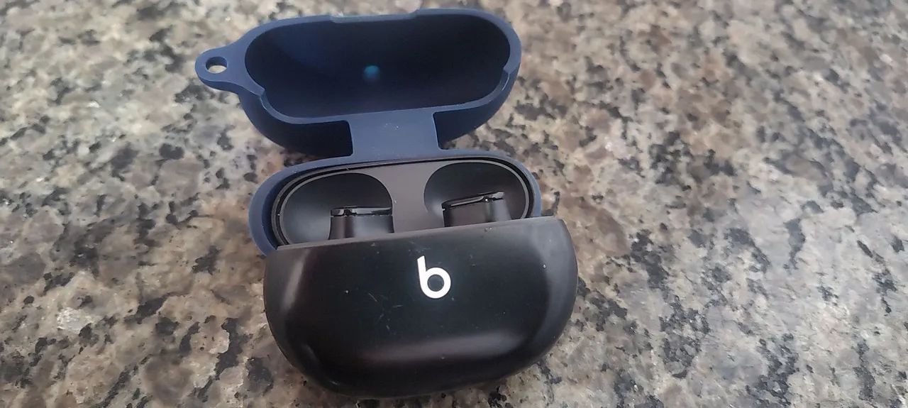 Fone Beats Studio buds  - Foto 5