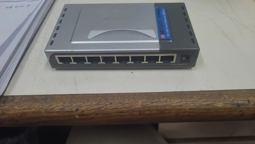  Switch de Mesa com 8 Portas NETGATE NGSW8P 10/100 - Foto 2