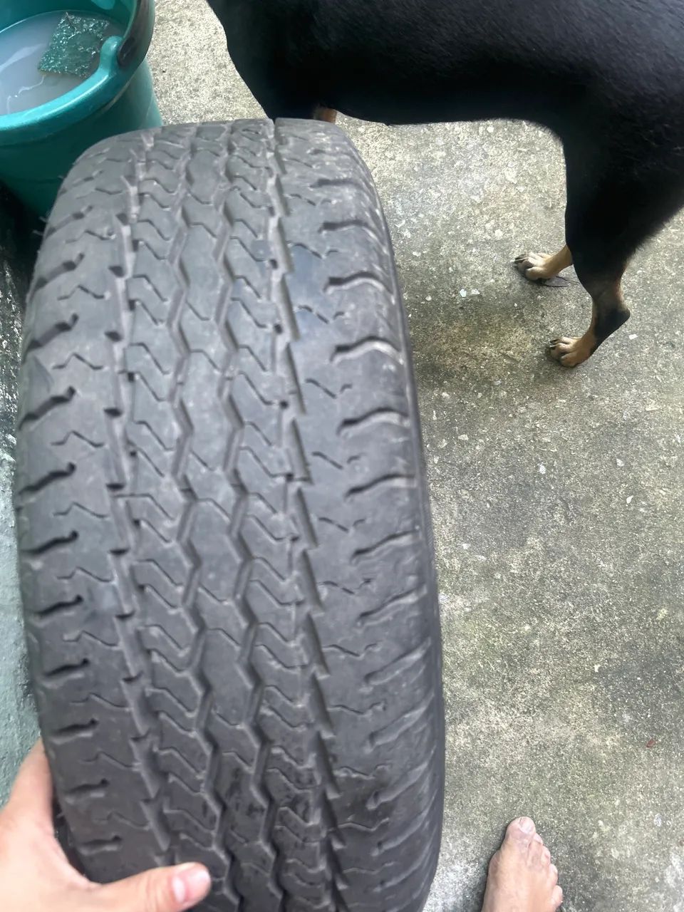 Estepe do Renault Master. Com pneu 225 65 16 Goodyear - Foto 4