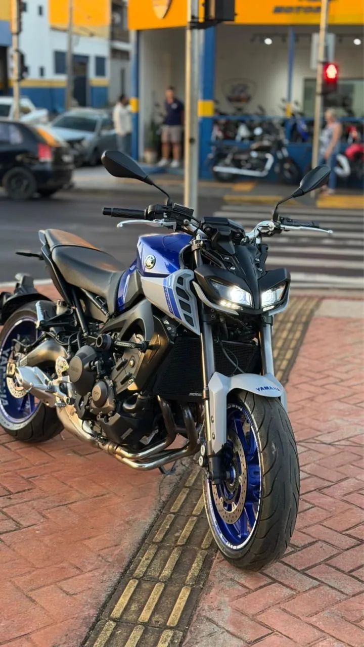 MT 09 