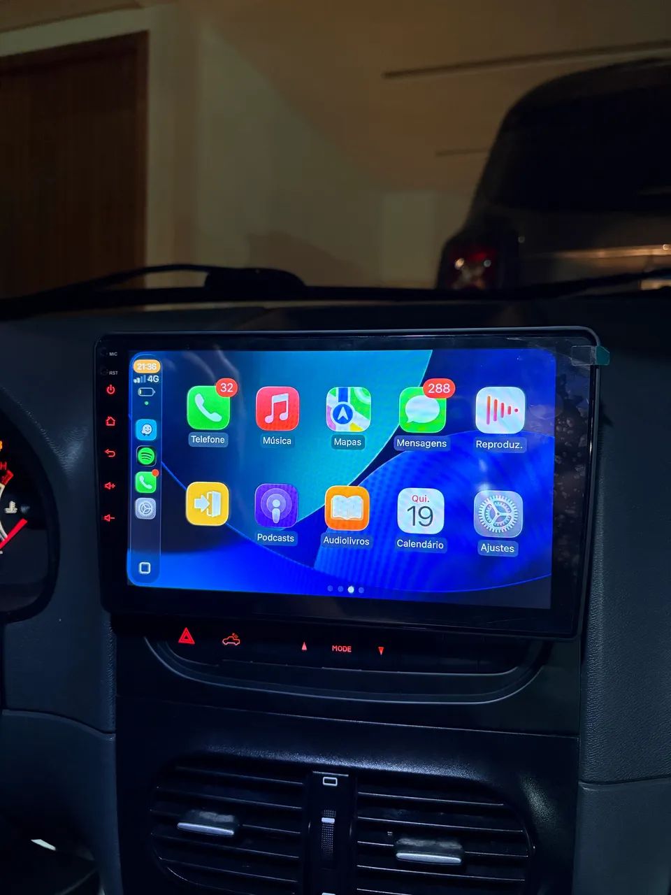 Multimídia de 9 polegadas 