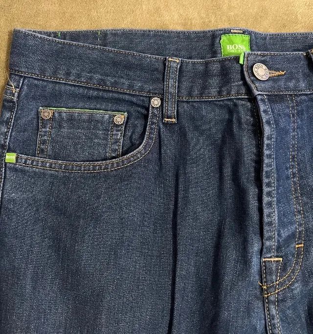 Calça jeans Hugo Boss 42 