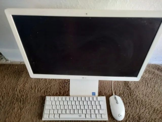 ALL in one LG 4 GB ram 500GB tela 24 polegadas com wi-fi  HDMI