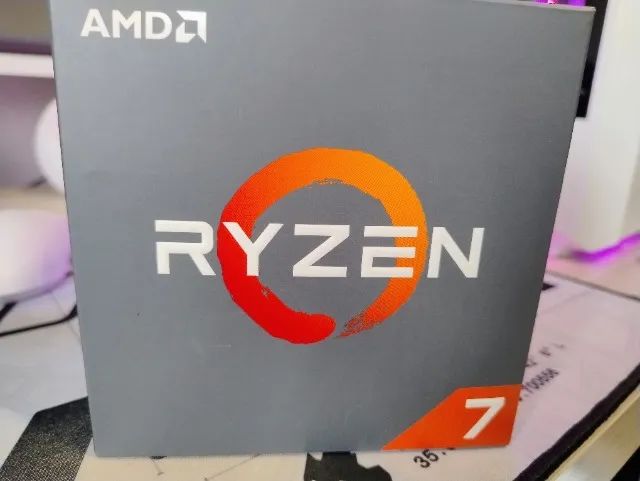 Ryzen 7 2700 com Cooler Wraith Spire