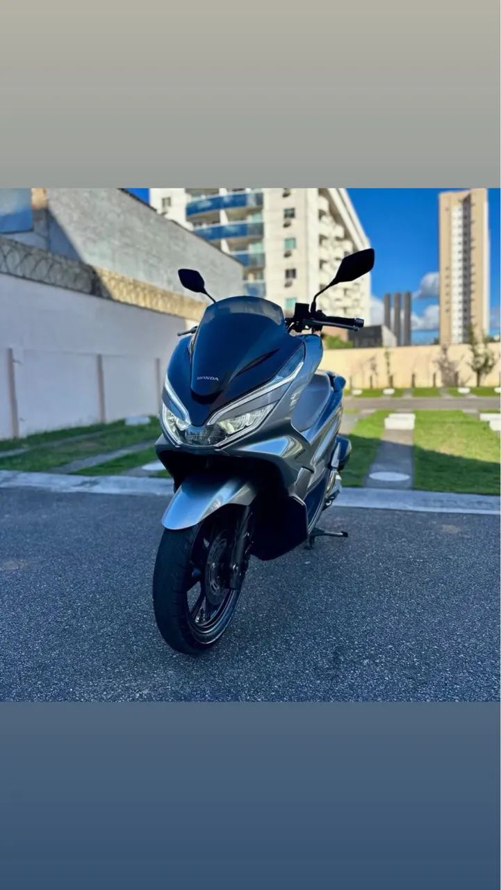PCX DLX 2022  - Foto 2