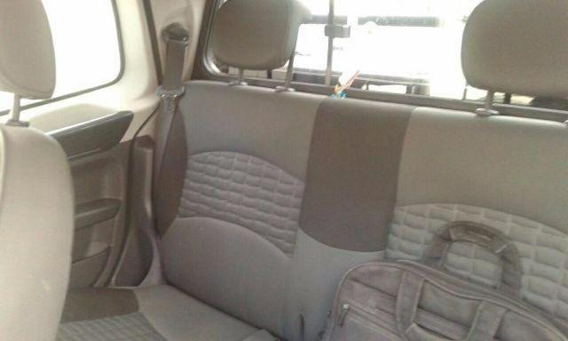 Fiat Strada 2016 Completa 2016 3 portas - Foto 10