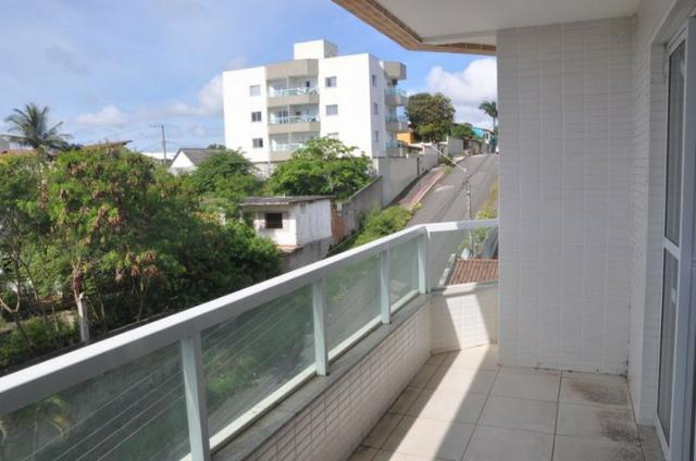 Apto c/ 3 qts/suíte, sala, cozinha, prédio c/ elevador, a 600 metros da praia. - Foto 8