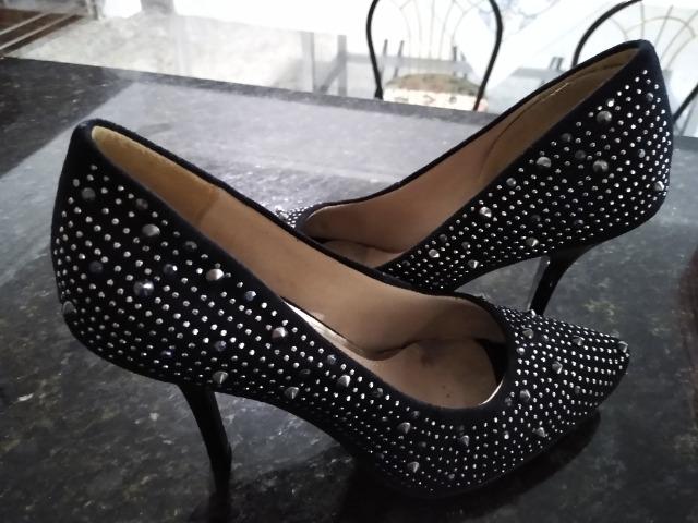 Sapato preto novíssimo