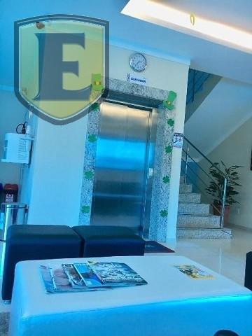 3054 - (3054) Excelente Prédio na Cohab - 950m² - Térreo + 3 pavimentos - Foto 9