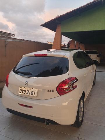 Peugeot 208 - Foto 4