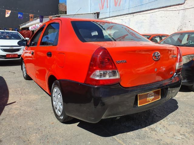 Etios x 1.5 completo GNV 100% financiado 2015 - Foto 2