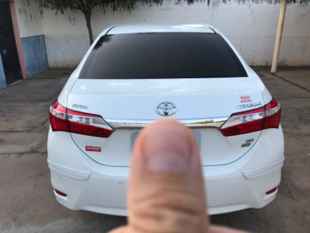 Corolla XEI 2015 branco perolizado. Carro extra com 65 mil km! - Foto 11