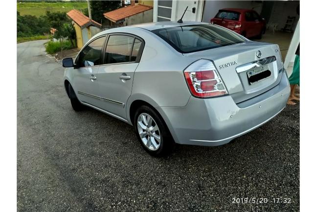 Nissan Sentra - Foto 2