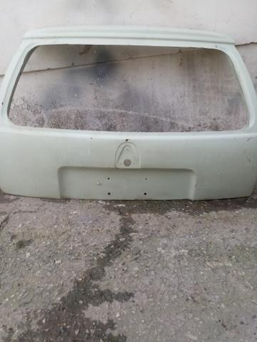 Tampa traseira corsa hatch 4 portas 1994 a 2000