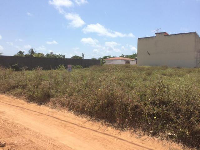 Lote na Barra de Santo Antônio com 360m² (Ilha da Crôa)