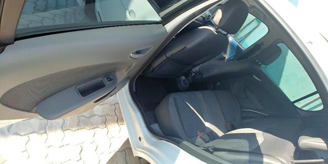 Vende-se Fiat Palio Attractive Flex em excelente estado de conservação! - Foto 5