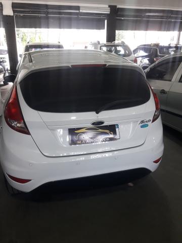 Ford New Fiesta 1.5 Hatch L S Flex 4P Manual c/ GNV (+ pequena entrada) - Foto 8