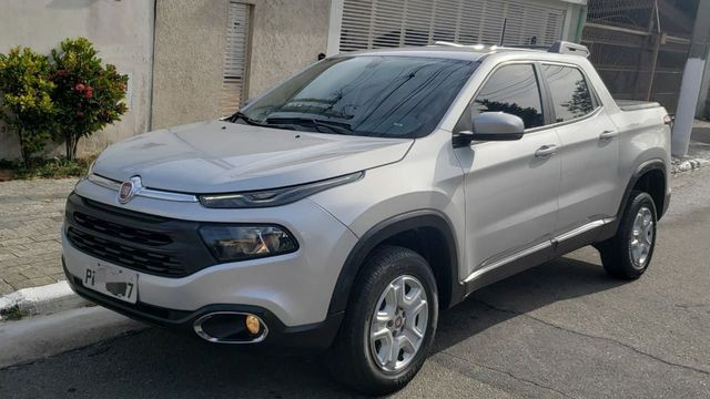 Fiat TORO Freedom AT6 1.8 ano 2018 16V, cor prata, otimo estado