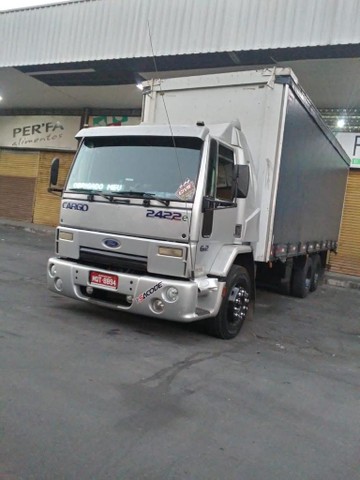 FORD CARGO 2422E ANO 2006 GABINADO