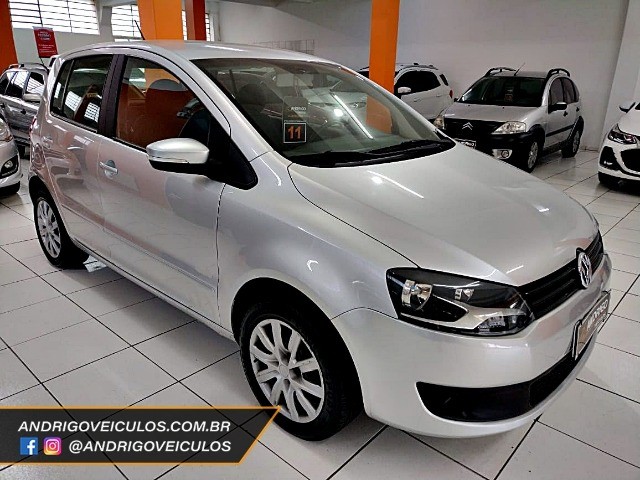 VW- FOX 1.0 COMPLETO 4 PORTAS