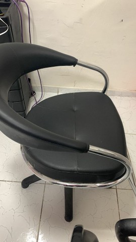 Cadeiras pra  cabelereiro - Foto 3