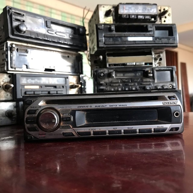Rádio Sony CDX-GT270S Não Testado, No Estado e Sem Garantia 