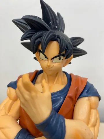 Figura Dragon Ball Goku Super Saiyajin Fernão Ferro • OLX Portugal