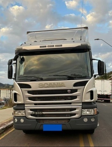 Scania p310 bitruck com bau ano 2016