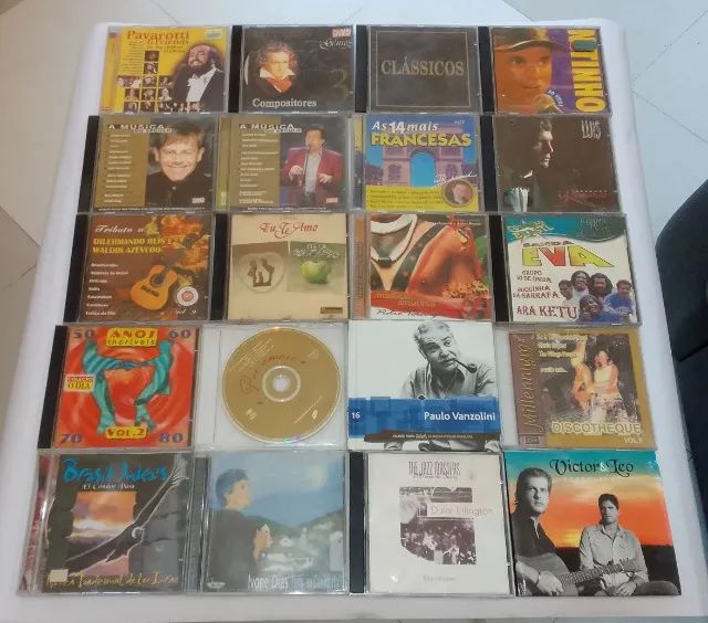 CD de Jogo Interativo Qual é a música - Anos 2000 - CDs, DVDs etc - Todos  os Santos, Rio de Janeiro 1073216867