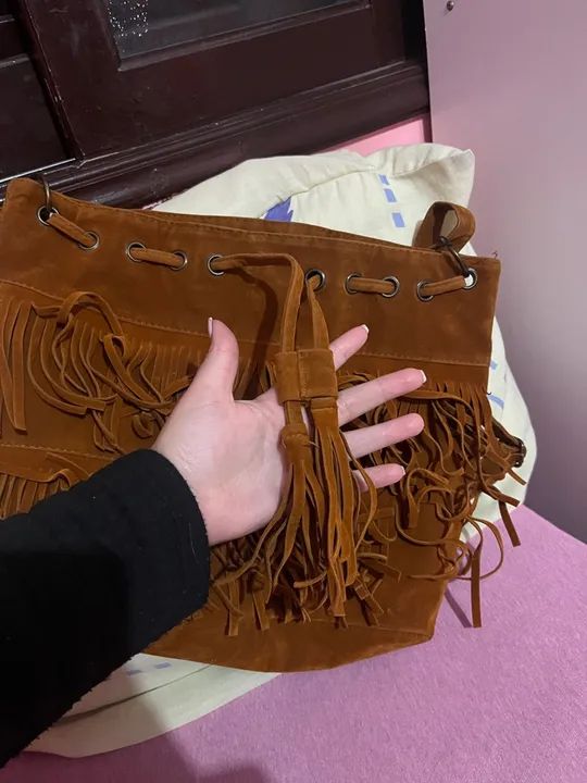 Bolsa aveludada Marrom com Franjas - Foto 2