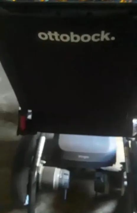 Cadeira de rodas Motorizada - Foto 4