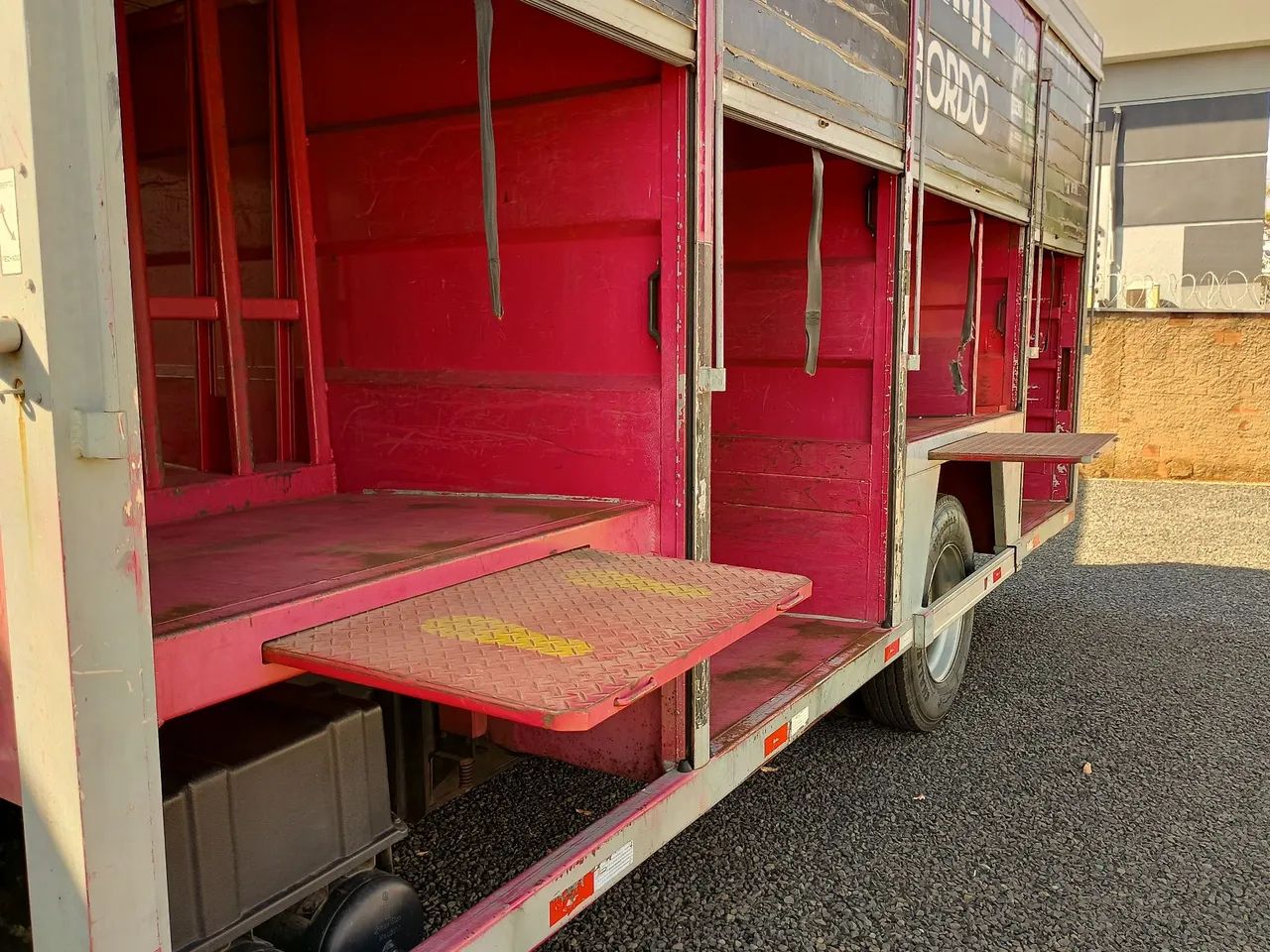 Caminhão pra transporte de bebidas 17 190 - Foto 10
