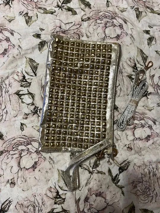 Clutch metalizado 