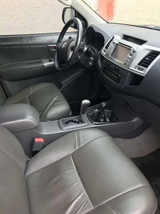 Hilux 2012 automático R$116.900,00 - Foto 5