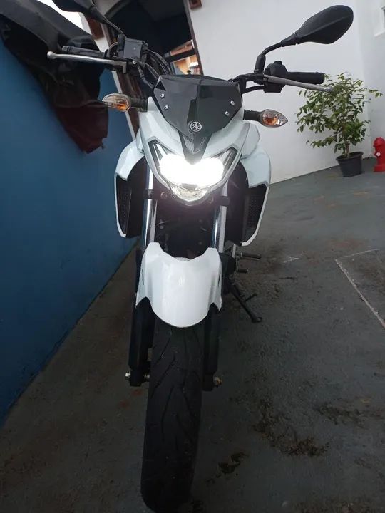 Yamaha Fazer 250 branca - Foto 4