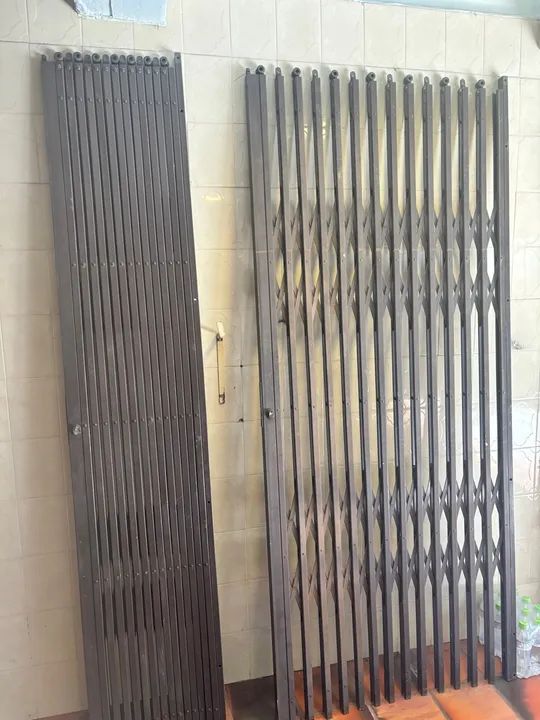 Portão de Aço Dobrável (Pantografica)  - Foto 4
