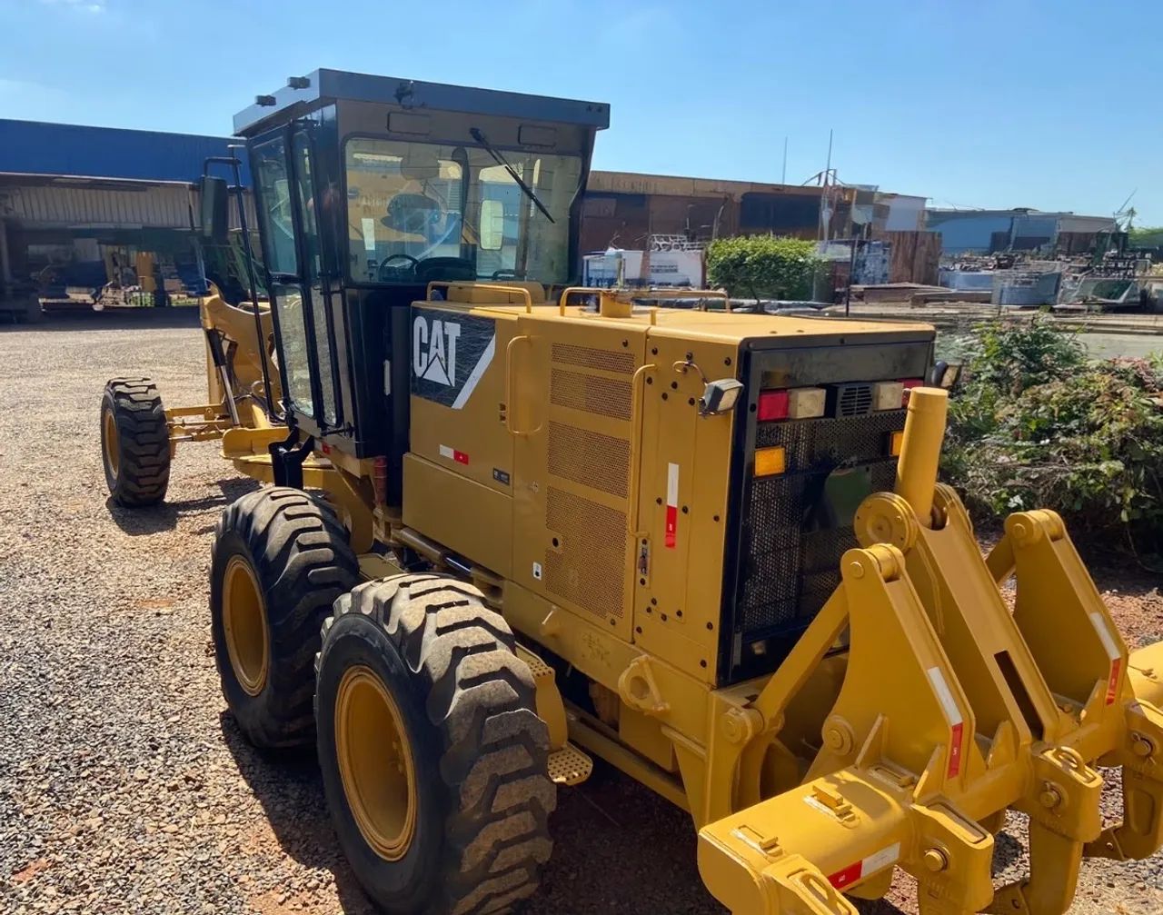 Motoniveladora Caterpillar 140K ano 2017 com 18.600 horas, em SP - Foto 2