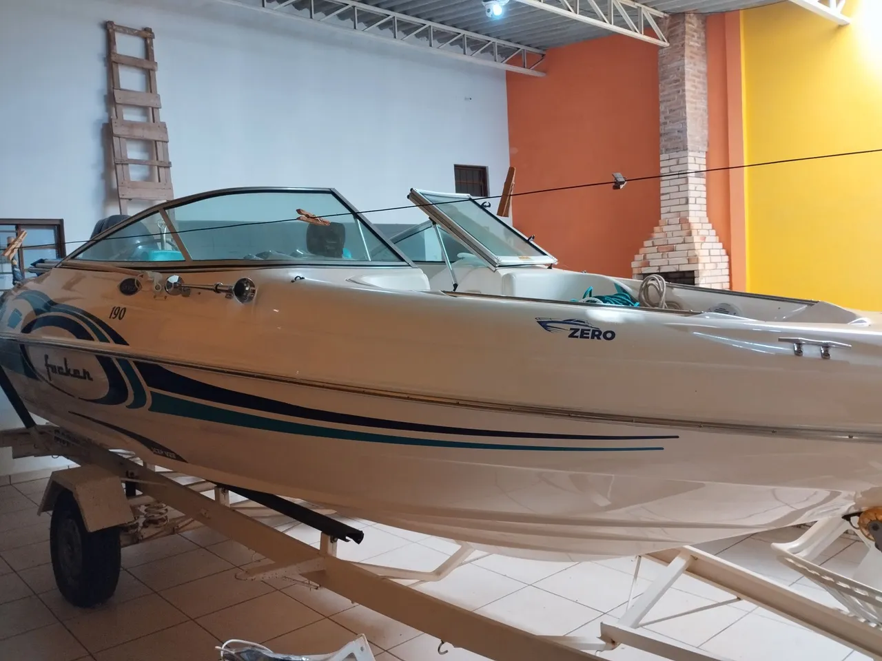 Lancha Focker 19 pés motor 115 4t Yamaha