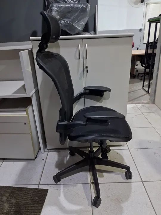 Cadeira Presidente Flextropic com Encosto de Malha - Foto 3