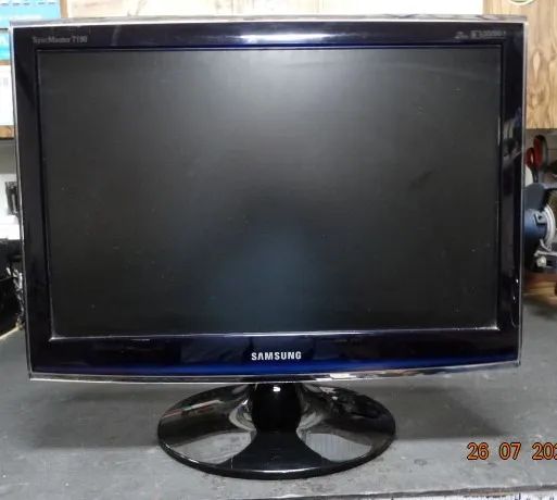 Monitor Samsung Tc190 Lcd 19   novissimo