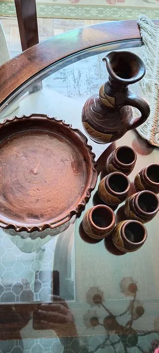 Conjunto de Jarro e Copinhos Decorativos em Cerâmica - Foto 4