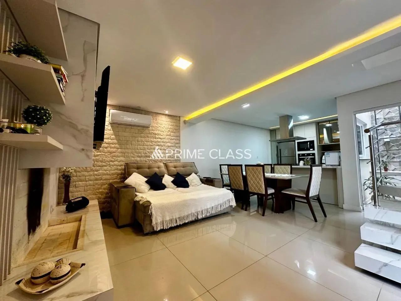 Sobrado com 3 dormitórios sendo 1 suíte - Bairro Igara, Canoas/ RS - Foto 2