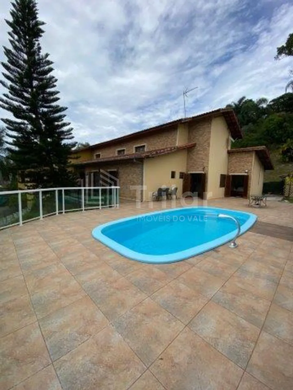 Quinta das Flores- Excelente casa em condomínio!!!