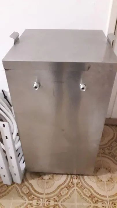 Carreta Reboque BoxCar de 2 eixos, equipada para Choperia, com capacidade de 1000 litros. - Foto 5