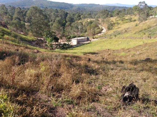 Terrenos com Escritura 880 metros R$ 70.000