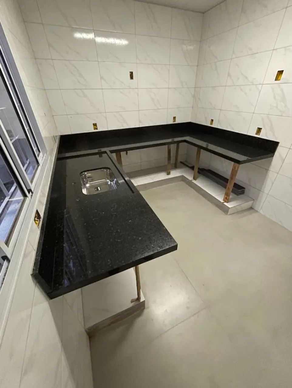 Bancadas para Cozinha em Granito, Mármore e Quartzo