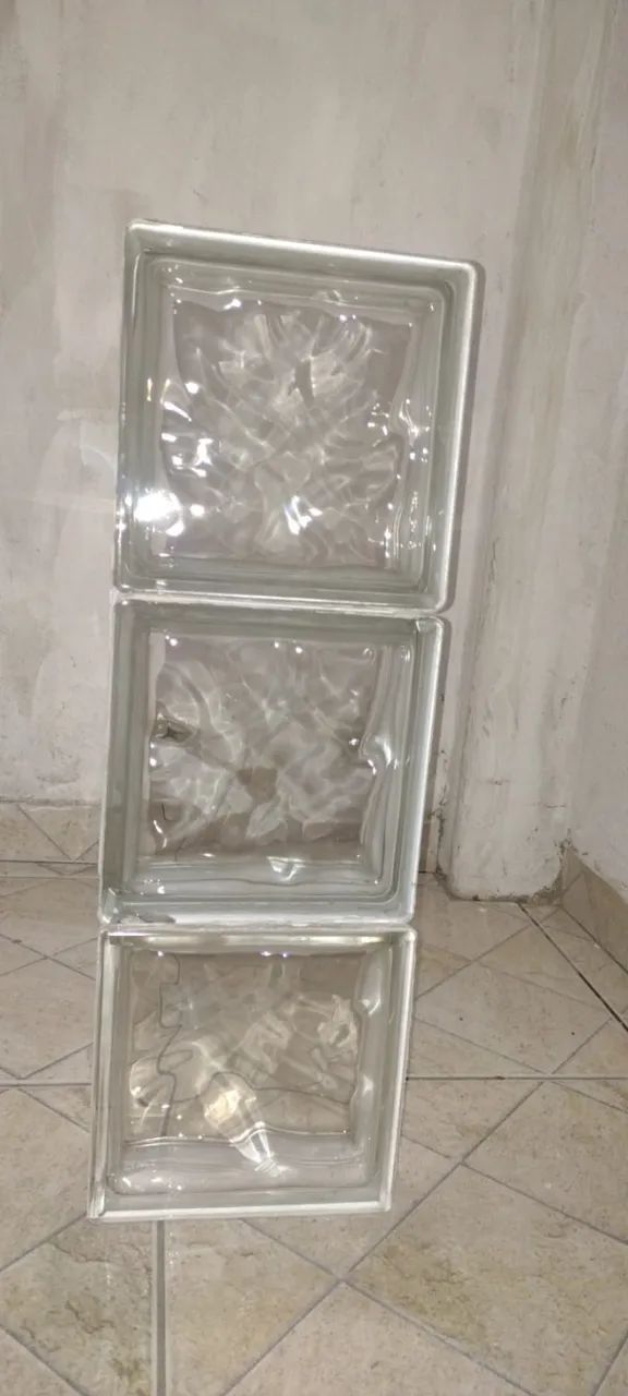 Transparent Glass Block 19X1964374698883969120