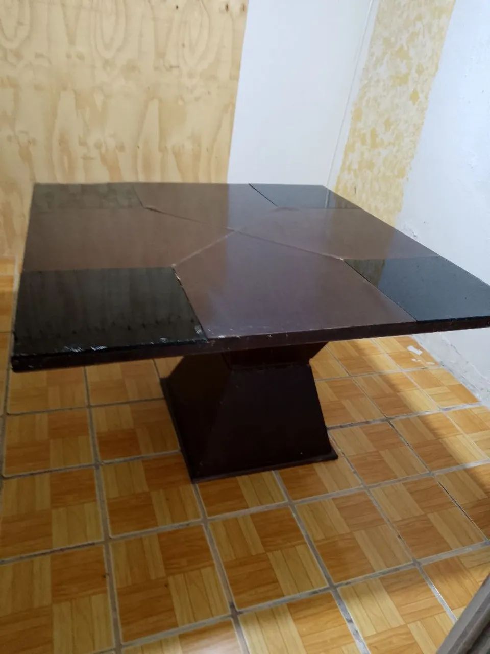 Mesa de Jantar em Madeira